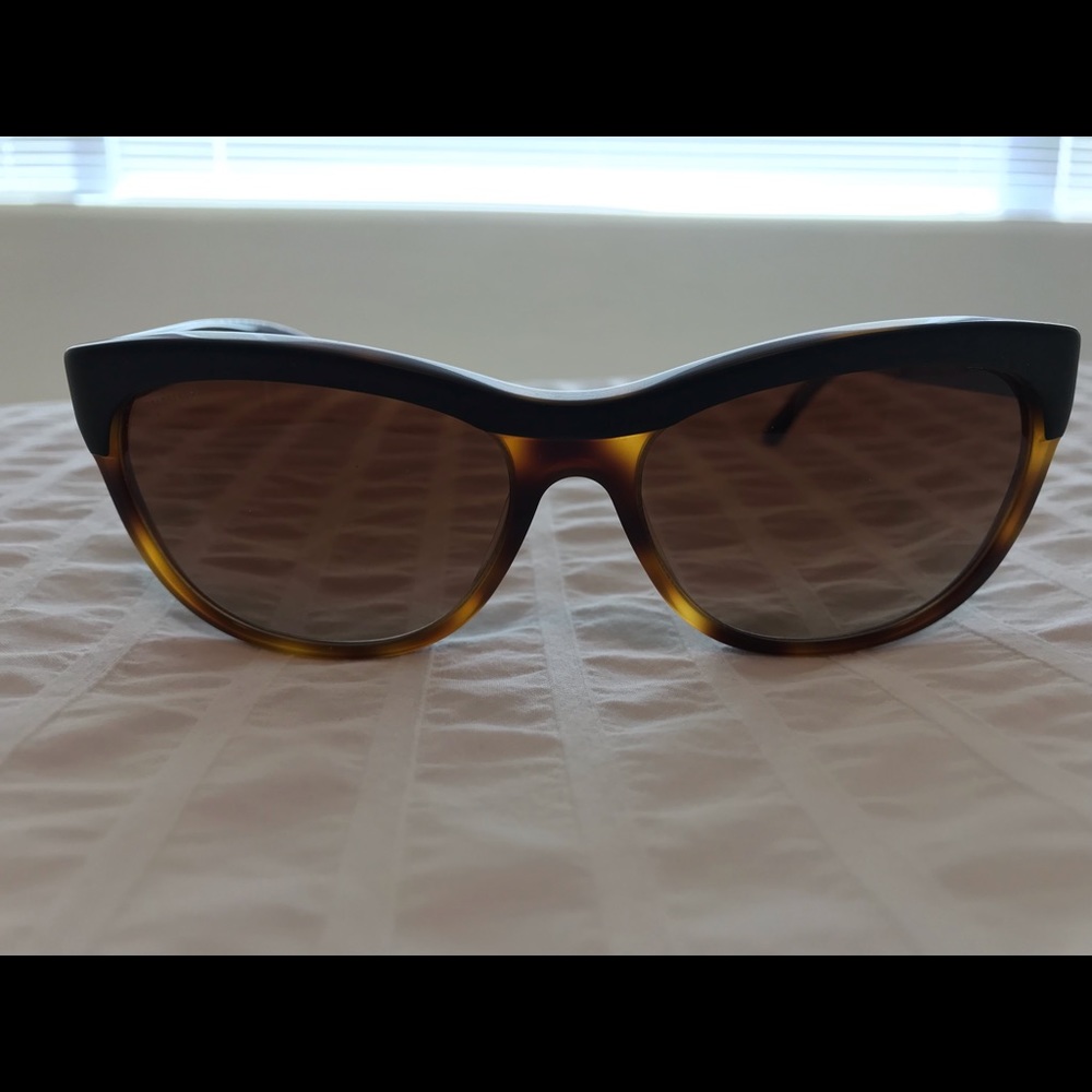 Burberry sunglasses